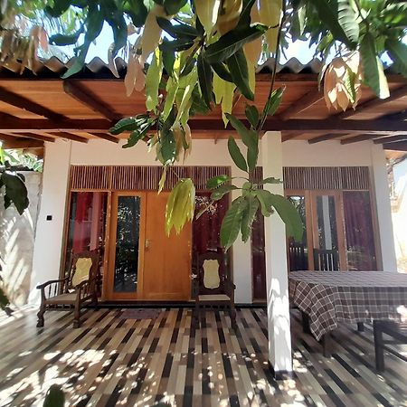 Dinuri Villa Tangalle Bagian luar foto
